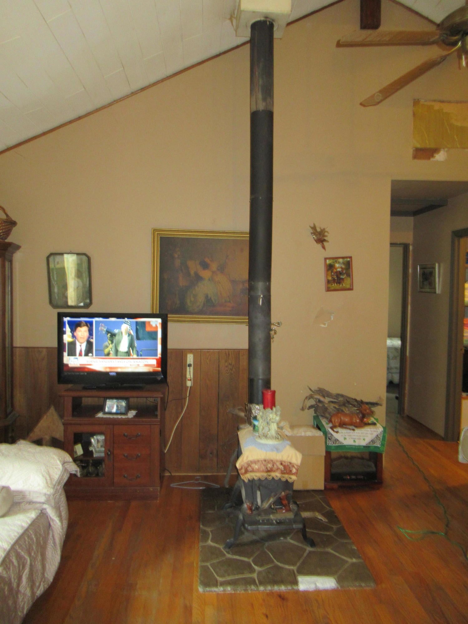 460 Coffman Hill Road Ronceverte, WV 24970 - Photo 9 of 27 Gallery Image 9