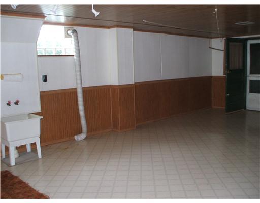 851 Dry Ridge Road West Alexander, PA 15376 - Photo 5 of 10 Other. Large laundry room