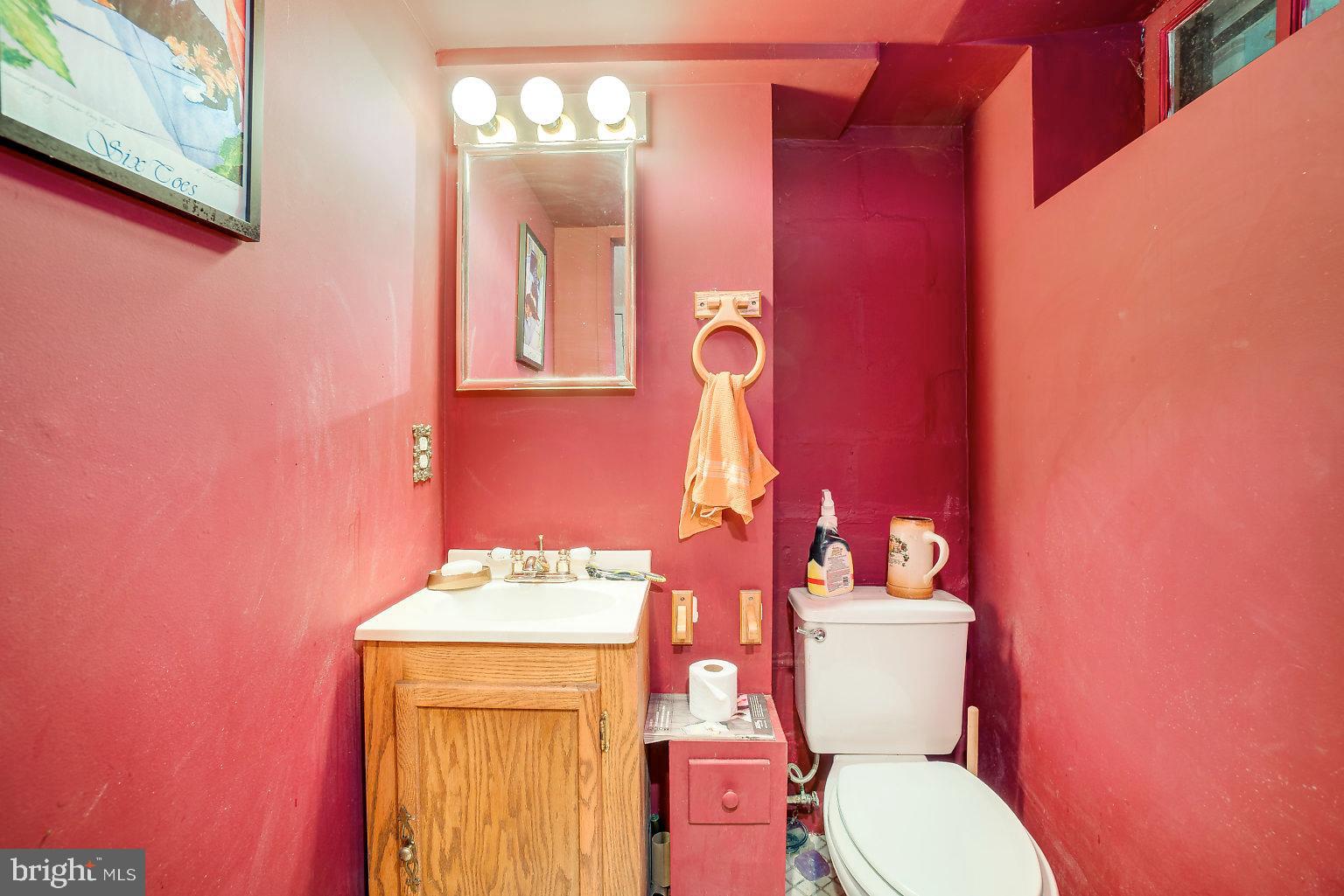 3302 Cedarhurst Road Baltimore, MD 21214 - Photo 29 of 39 Gallery Image 29