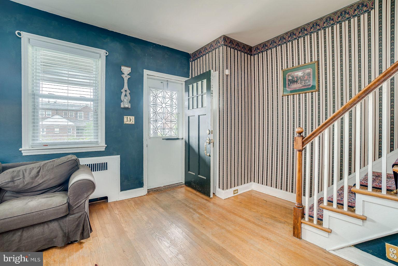 3302 Cedarhurst Road Baltimore, MD 21214 - Photo 4 of 39 Gallery Image 4