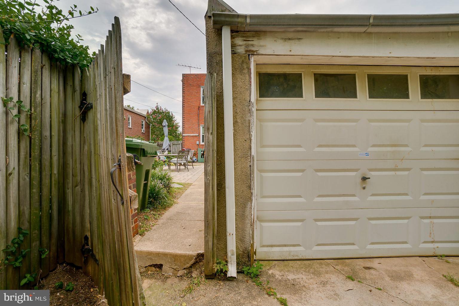 3302 Cedarhurst Road Baltimore, MD 21214 - Photo 36 of 39 Gallery Image 36
