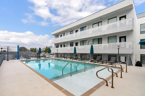 $689,900 | 920 South Street, Nashville, TN 37203