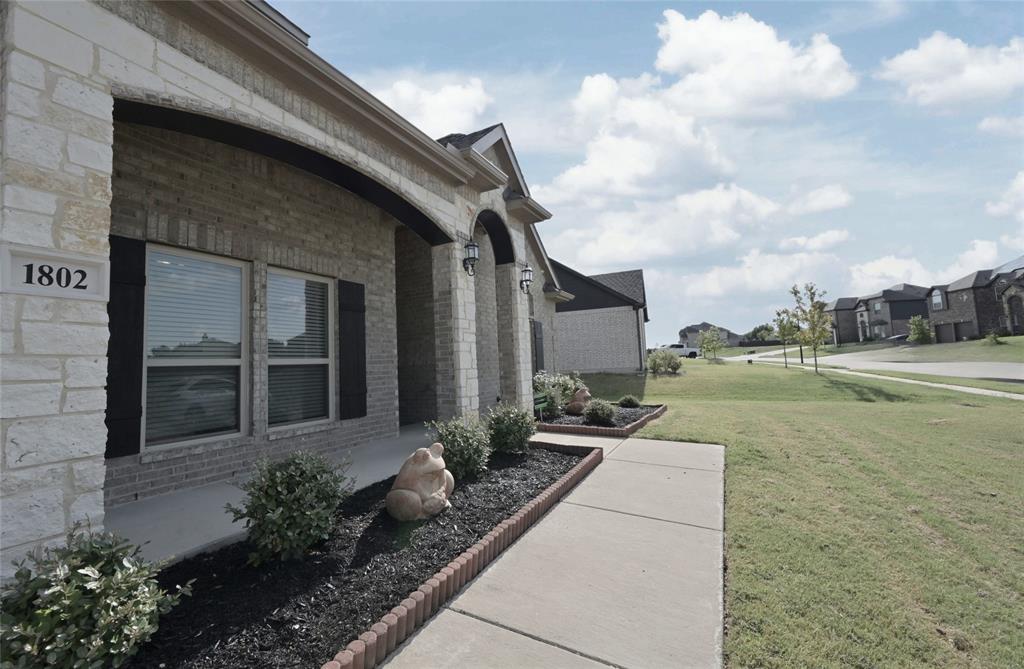 1802 Ranch View Drive Cedar Hill, TX 75104 - Photo 2 of 40
