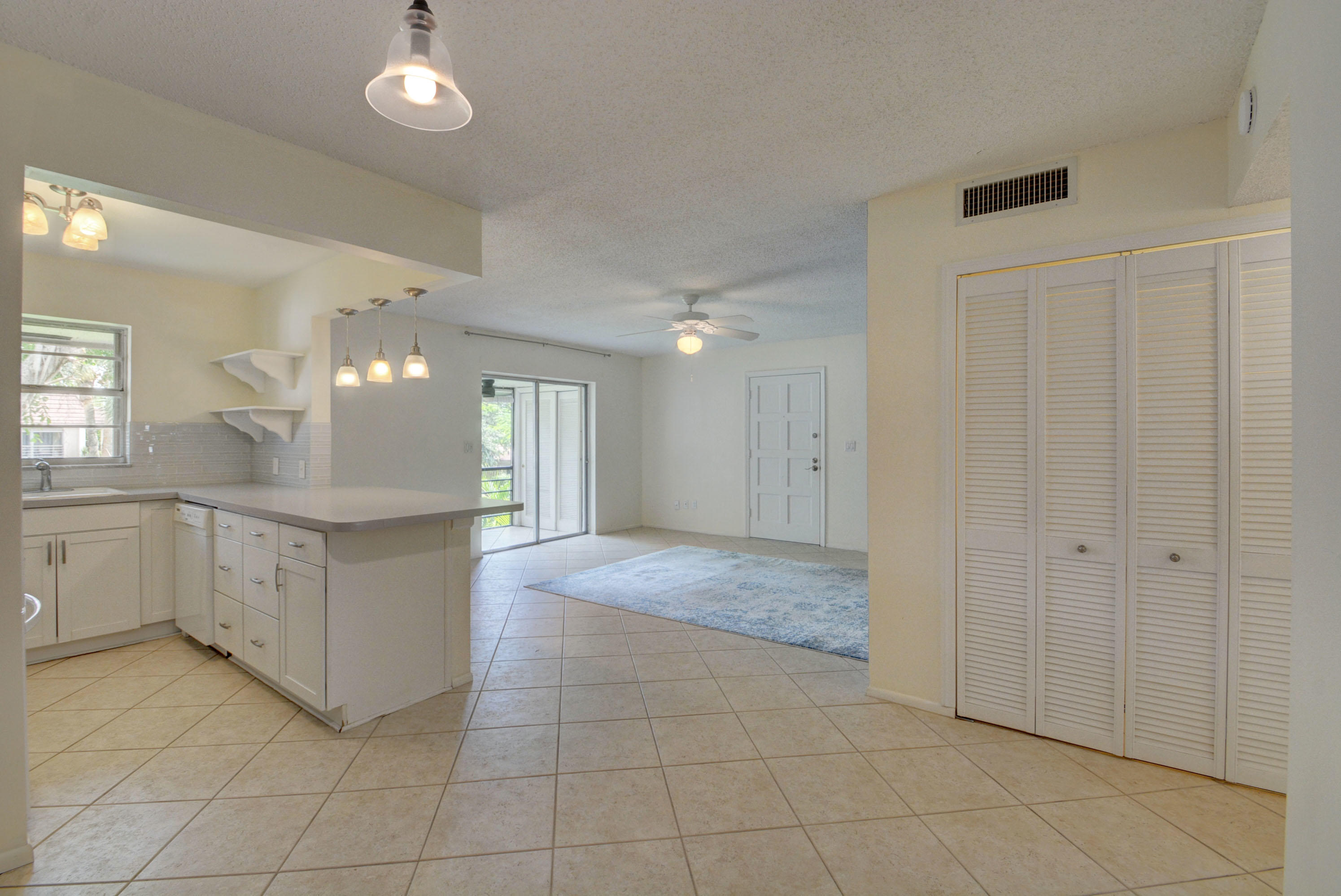 1024 Northwest 13th Street, Unit 251B Boca Raton, FL 33486 - Photo 15 of 34 19_apartment (19)