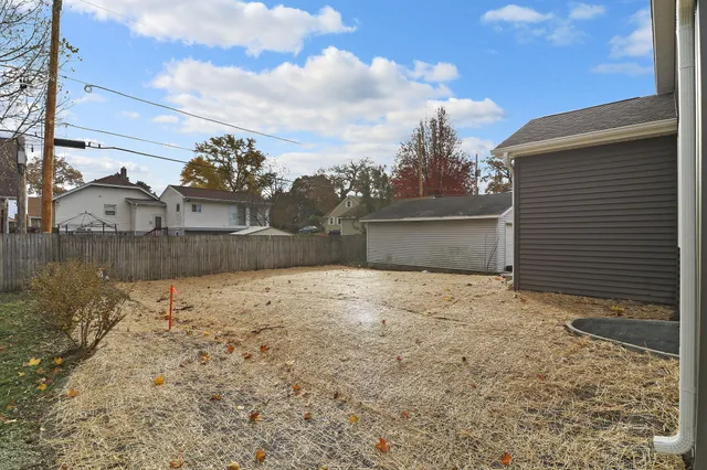 $364,900 | 7715 Pershing Boulevard, Kenosha, WI 53142