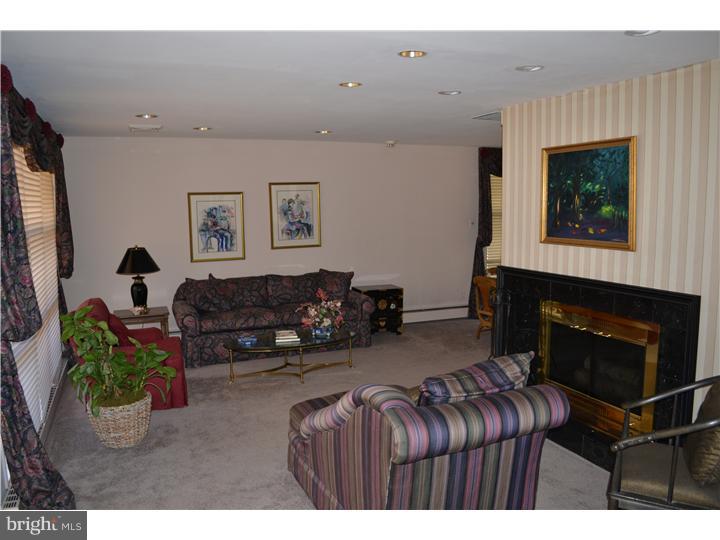 1130 Boxwood Road Rydal, PA 19046 - Photo 3 of 16 Living Room