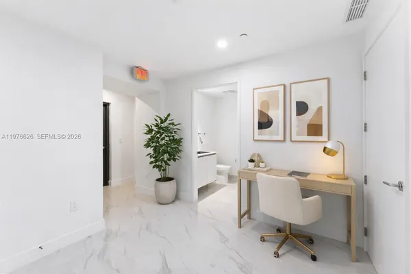 $18,500 | 700 Northeast 24th Street, Unit 5401, Miami, FL 33137