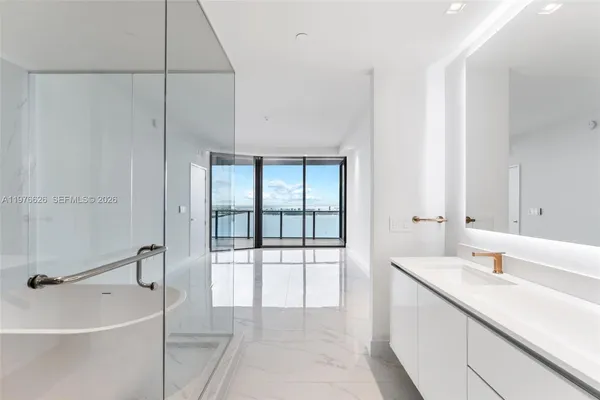 $18,500 | 700 Northeast 24th Street, Unit 5401, Miami, FL 33137