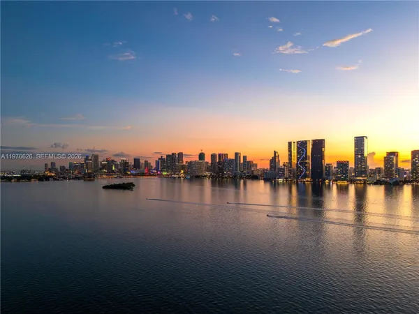 $18,500 | 700 Northeast 24th Street, Unit 5401, Miami, FL 33137