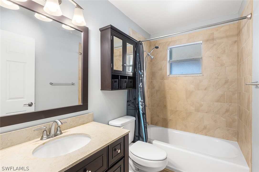 9123 Aster Road Fort Myers, FL 33967 - Photo 13 of 25 Gallery Image 13
