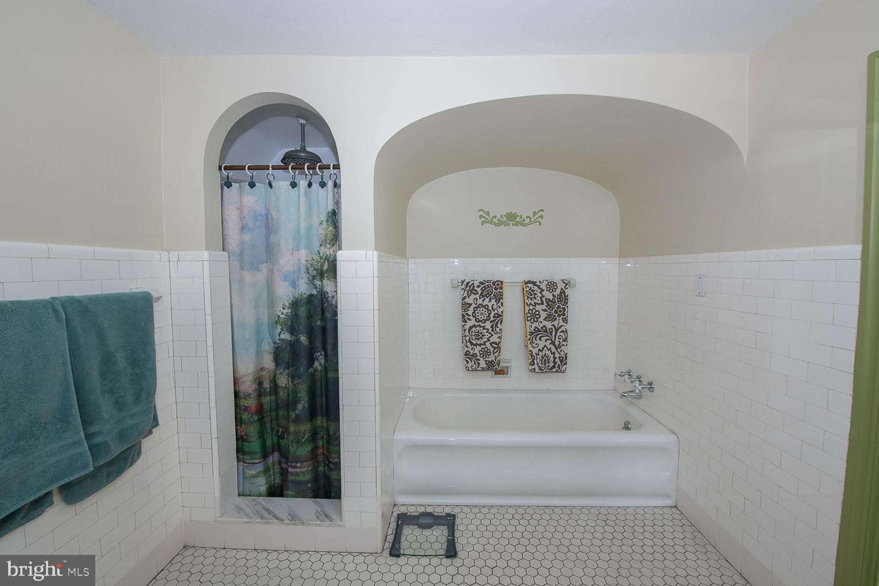 309 Orchard Way Wayne, PA 19087 - Photo 20 of 36 Gallery Image 20