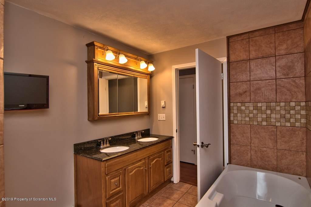 633 White Birch Road Clarks Summit, PA 18411 - Photo 23 of 52 Gallery Image 23