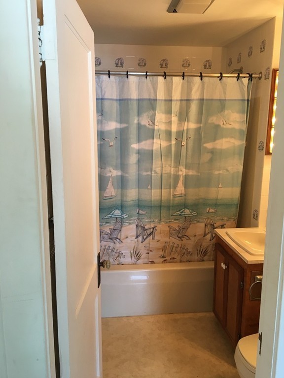 25 Stuart Street Springfield, MA 01119 - Photo 17 of 30