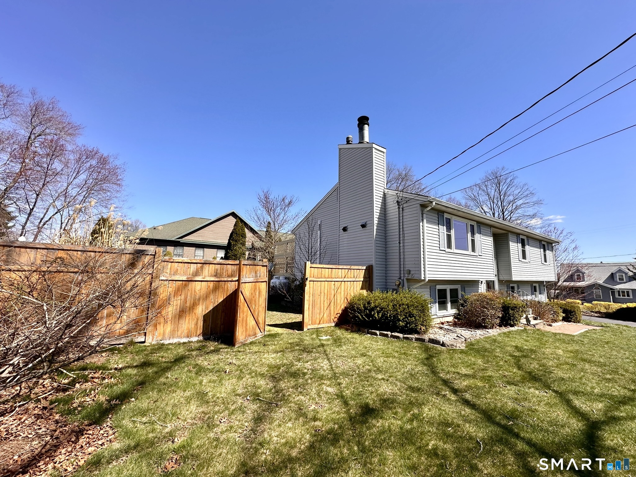 245 Wonx Spring Road Southington, CT 06479 - Photo 4 of 40