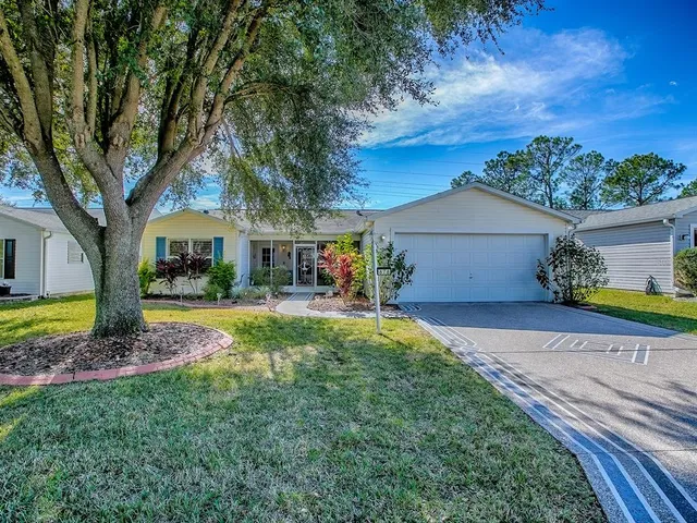 $369,900 | 676 Camino Del Rey Drive, The Villages, FL 32159
