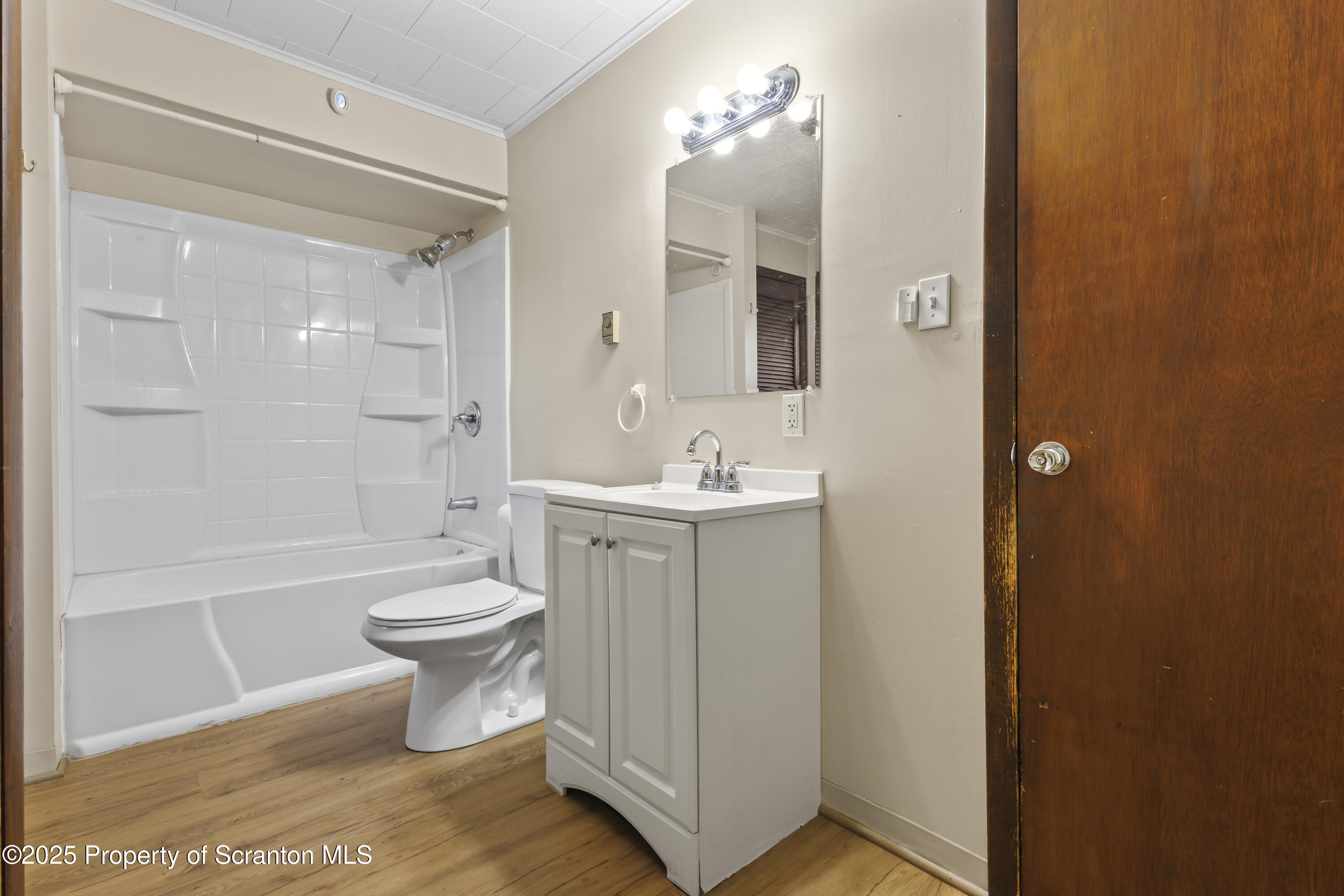 231 Gaston Place Scranton, PA 18508 - Photo 16 of 26 H27A2884