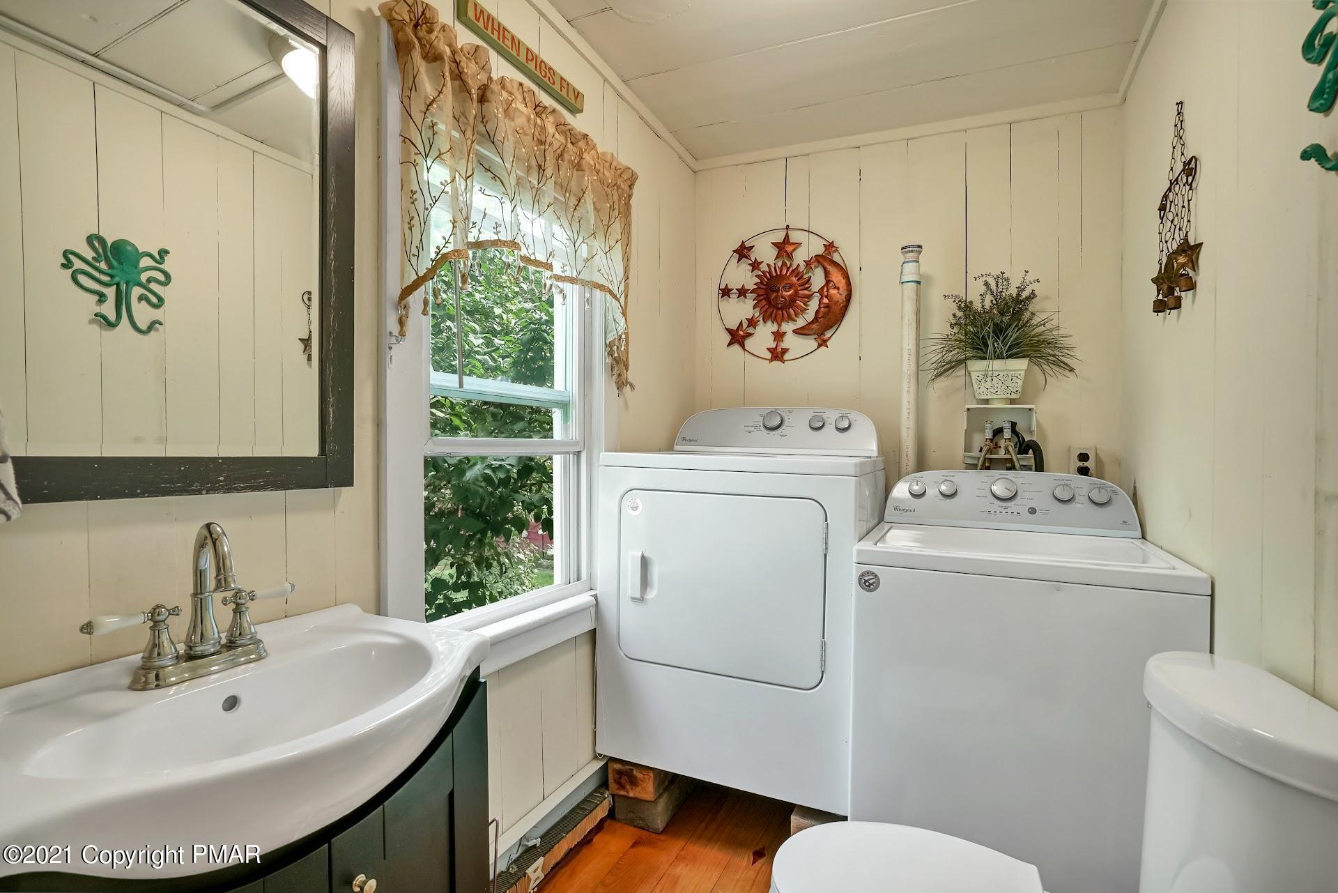1186 Burger Hollow Road Effort, PA 18330 - Photo 9 of 35 a bathroom with a sink and a toilet