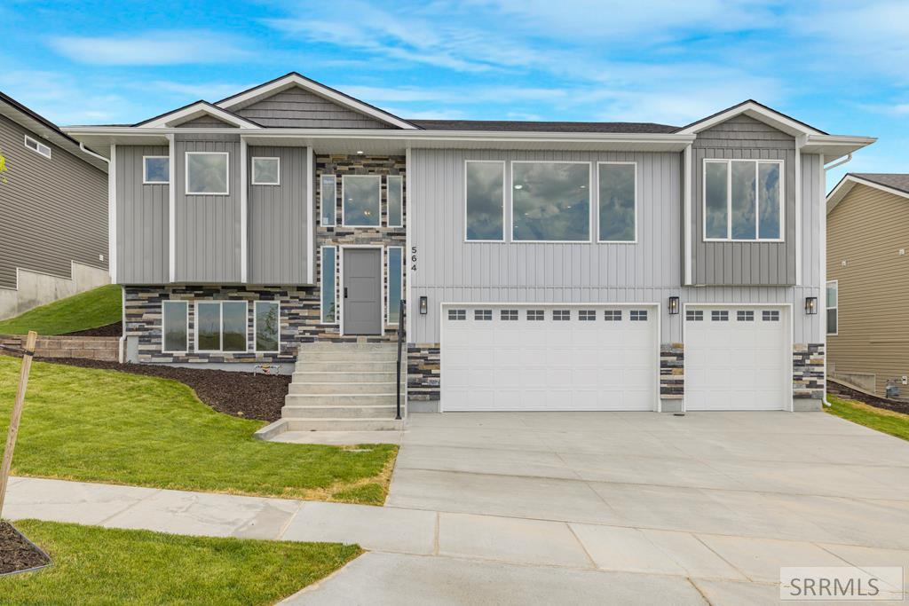 564 Vista Drive Pocatello, ID 83201 - Photo 2 of 41
