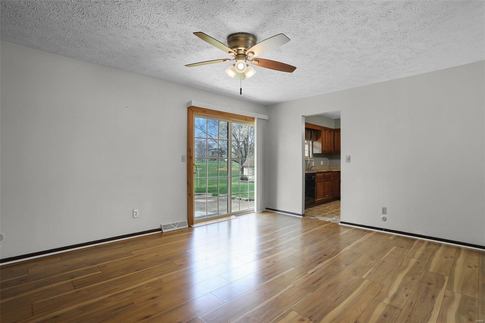 1123 Troy O'Fallon Road Troy, IL 62294 - Photo 18 of 33