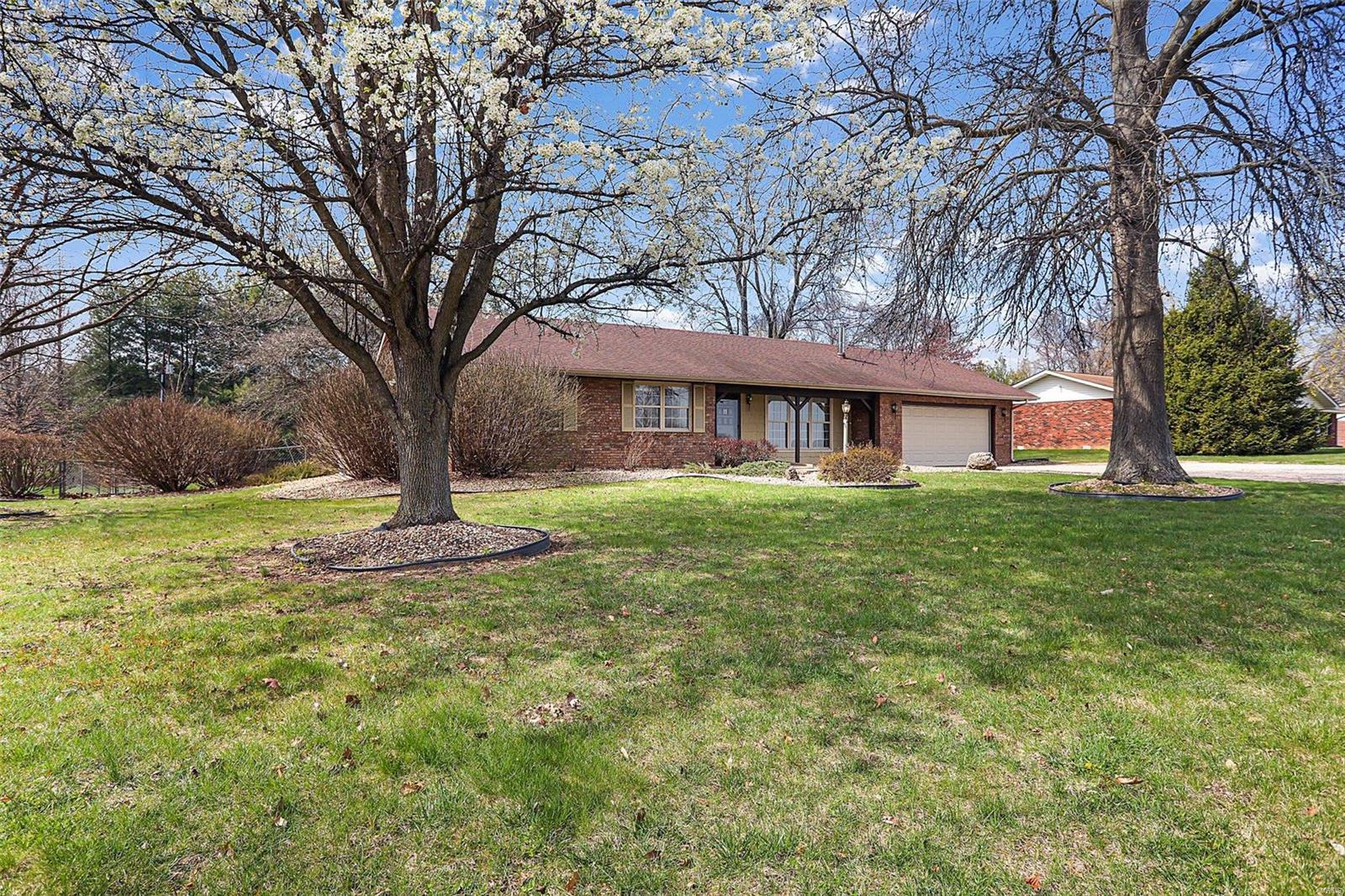 1123 Troy O'Fallon Road Troy, IL 62294 - Photo 10 of 33