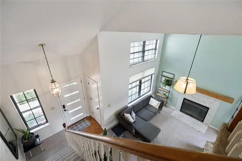 $315,000 | 9001 West 121st Terrace, Overland Park, KS 66213