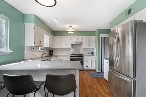 $315,000 | 9001 West 121st Terrace, Overland Park, KS 66213