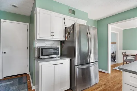 $315,000 | 9001 West 121st Terrace, Overland Park, KS 66213