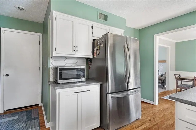 $319,500 | 9001 West 121st Terrace, Overland Park, KS 66213