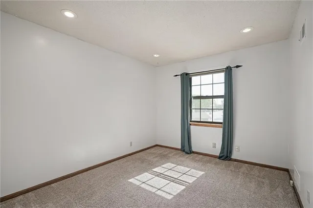 $319,500 | 9001 West 121st Terrace, Overland Park, KS 66213