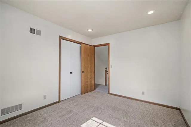 $319,500 | 9001 West 121st Terrace, Overland Park, KS 66213