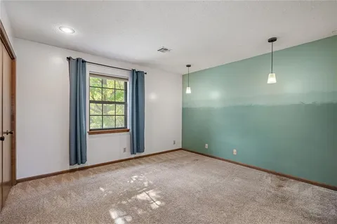 $315,000 | 9001 West 121st Terrace, Overland Park, KS 66213