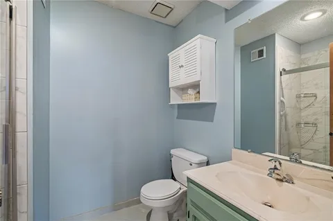 $315,000 | 9001 West 121st Terrace, Overland Park, KS 66213