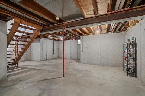 $315,000 | 9001 West 121st Terrace, Overland Park, KS 66213