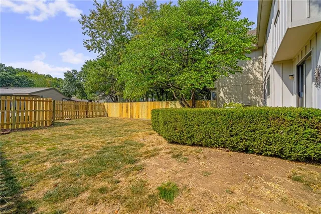 $319,500 | 9001 West 121st Terrace, Overland Park, KS 66213