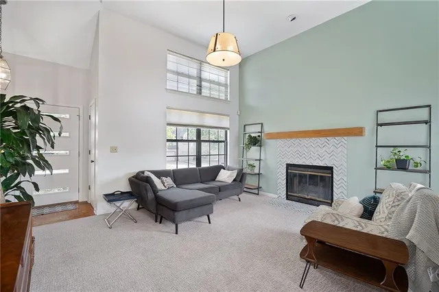 $319,500 | 9001 West 121st Terrace, Overland Park, KS 66213