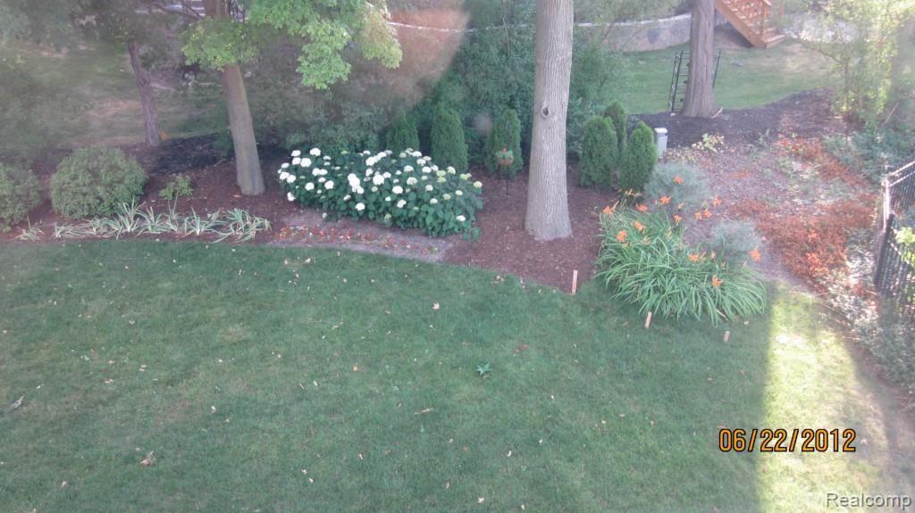 929 Hemlock Drive Rochester, MI 48307 - Photo 29 of 34 June 24 2012 014.jpg
