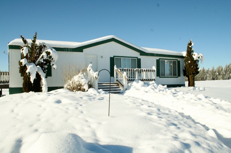4038 Springdale-Hunters Road Springdale, WA 99173 - Photo 1 of 20