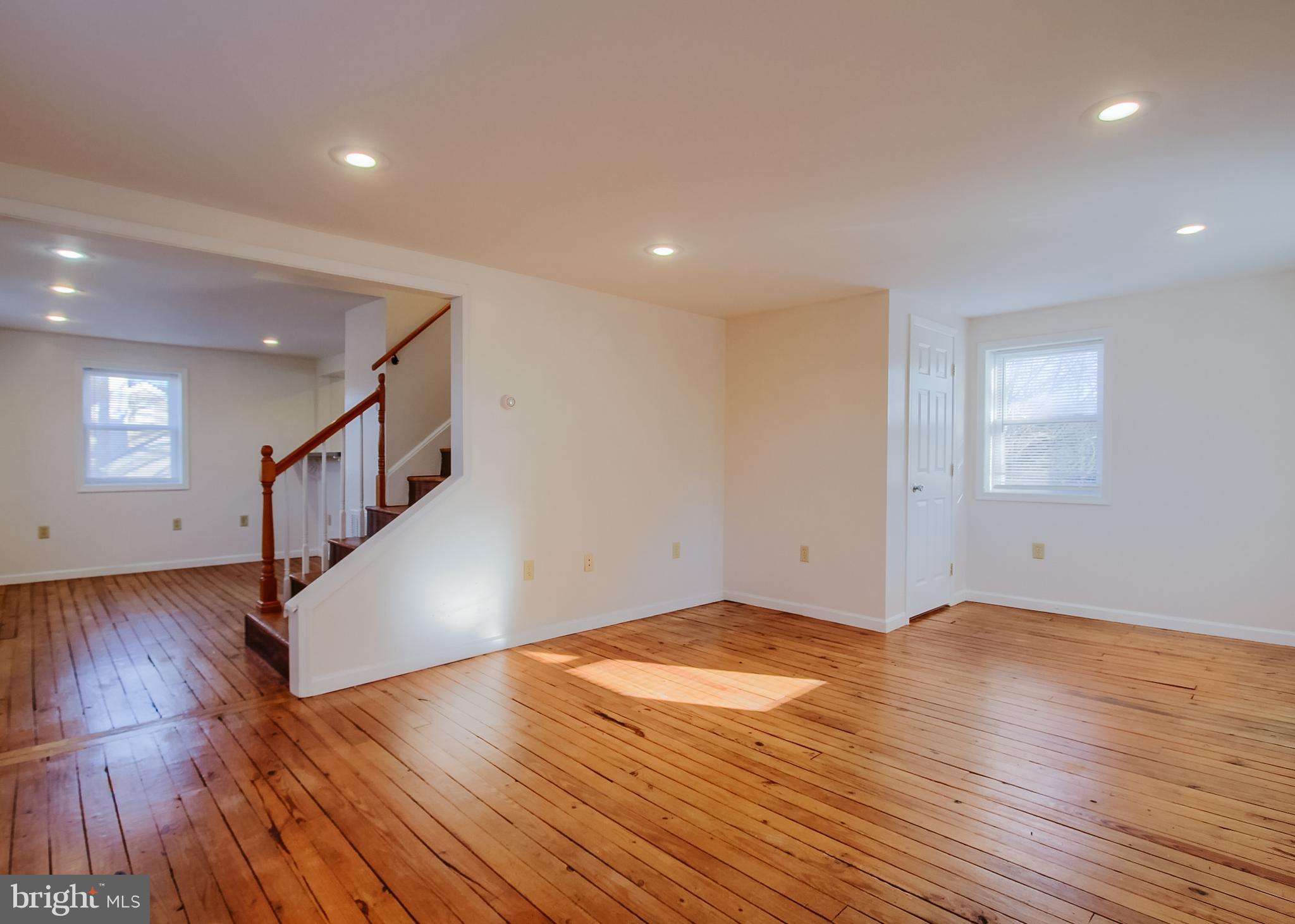 2309 Patton Road Harrisburg, PA 17112 - Photo 6 of 28 Living room on 1st floor