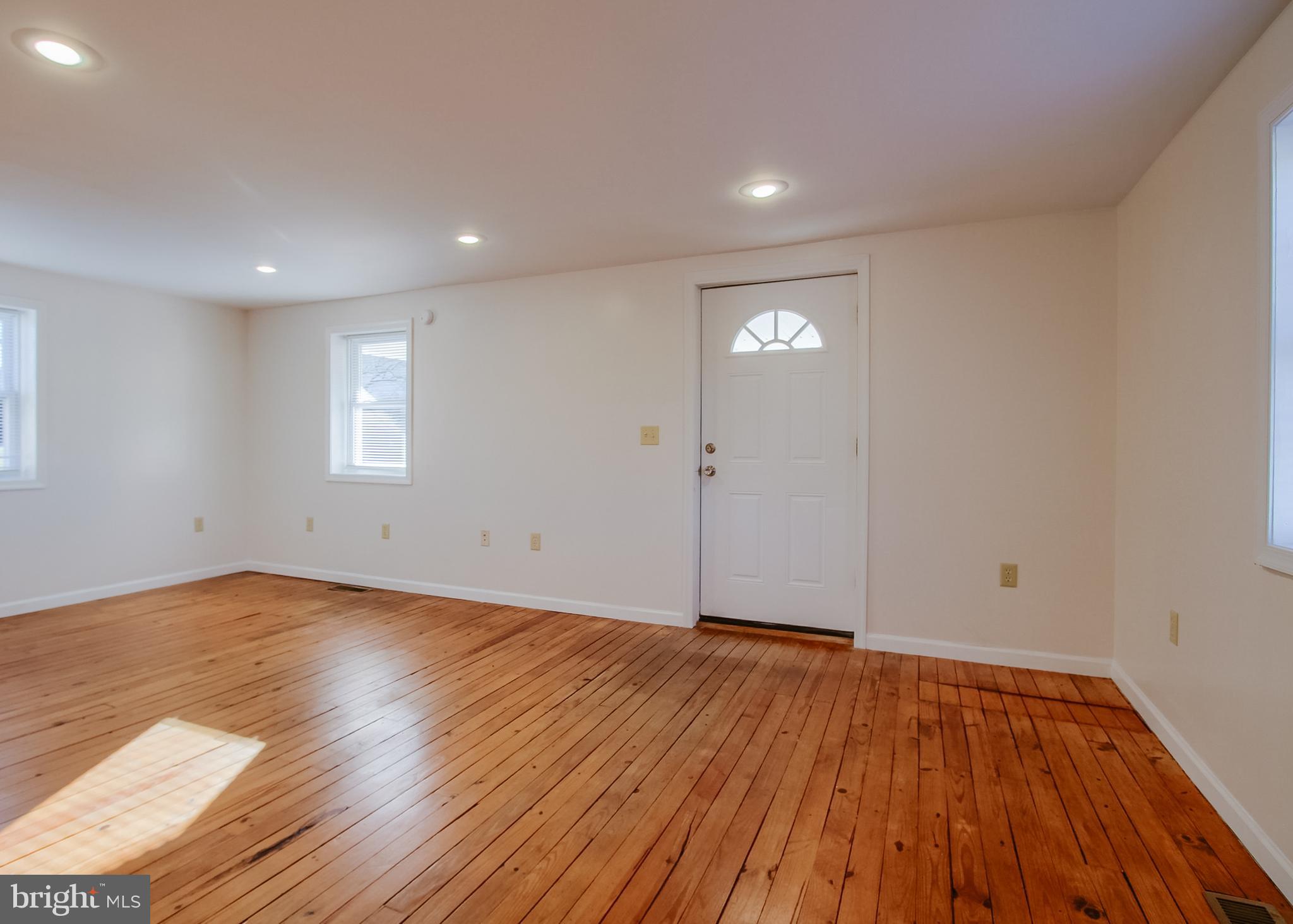 2309 Patton Road Harrisburg, PA 17112 - Photo 8 of 28 Gallery Image 8