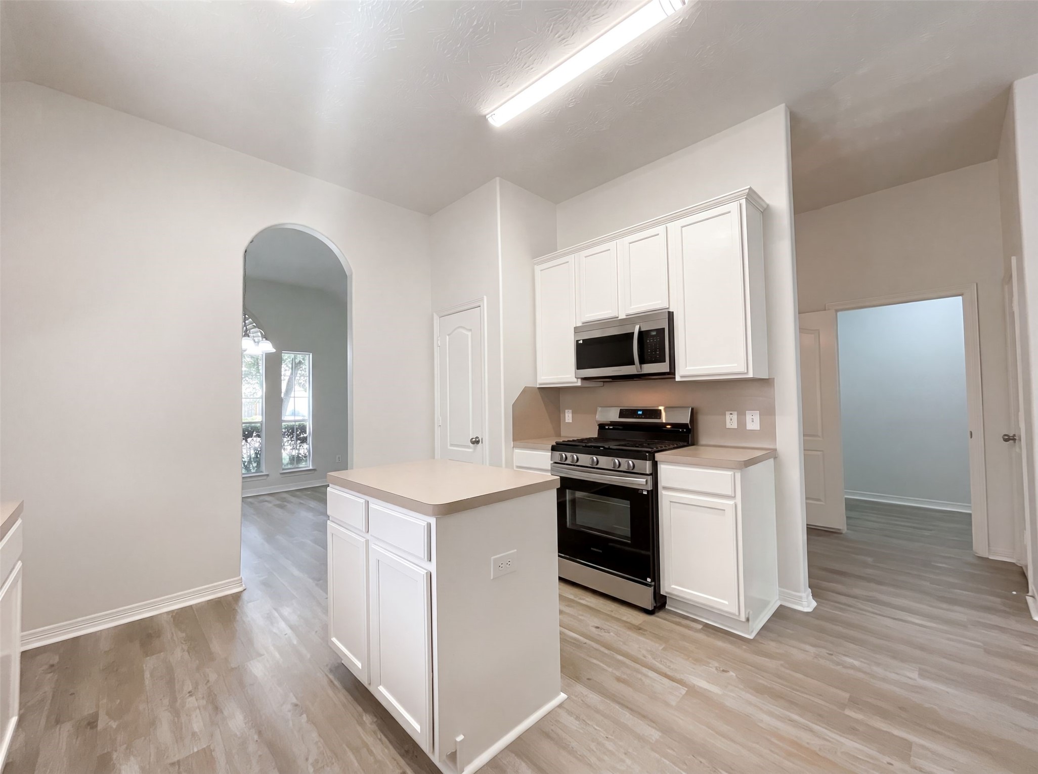 3014 Country Boy Court Spring, TX 77373 - Photo 7 of 15