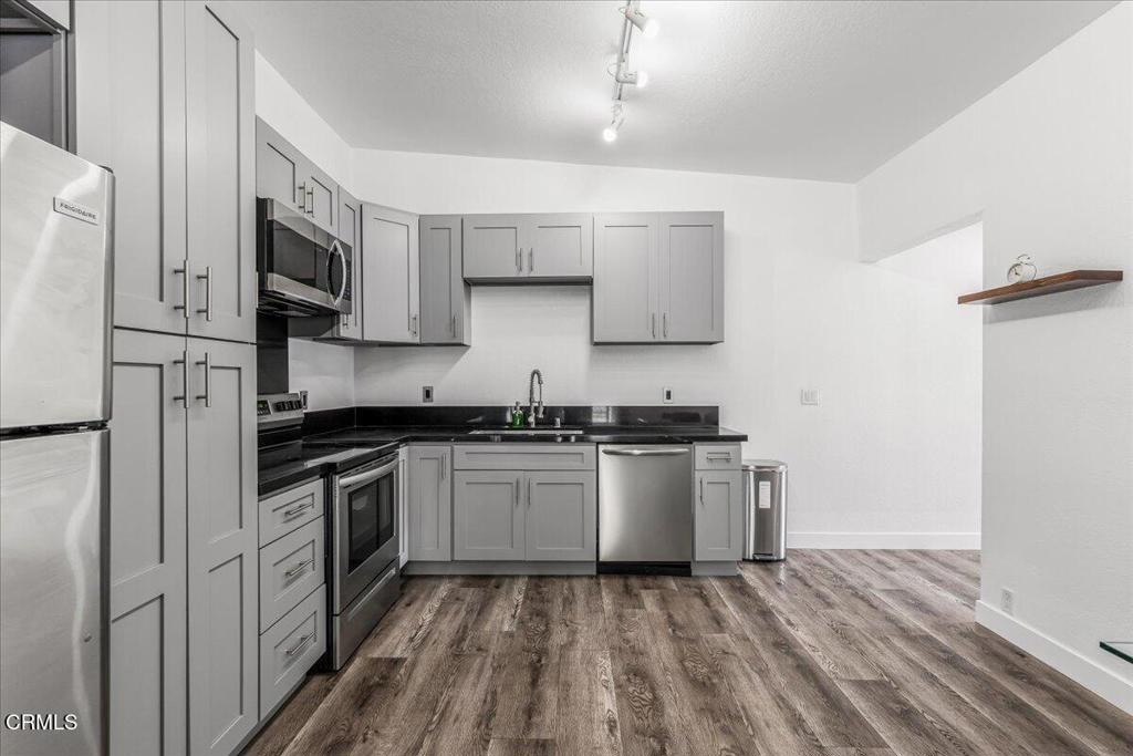 1155 Richmond Road Santa Paula, CA 93060 - Photo 32 of 61