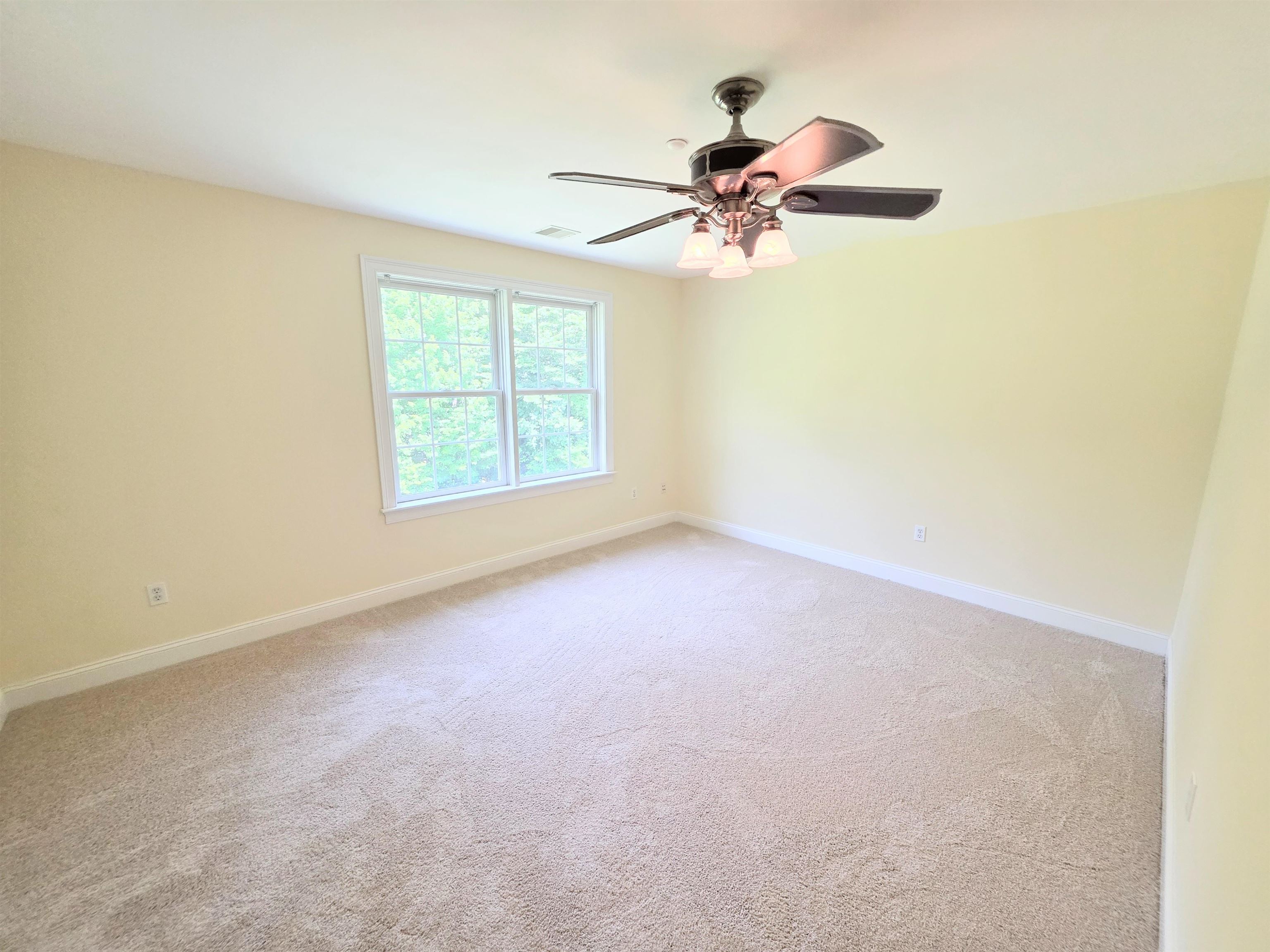 624 Main Street, Unit 6 Fremont, NH 03044 - Photo 26 of 33