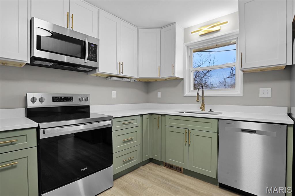 46 West Beacon Hill Road Fairview Heights, IL 62208 - Photo 10 of 34