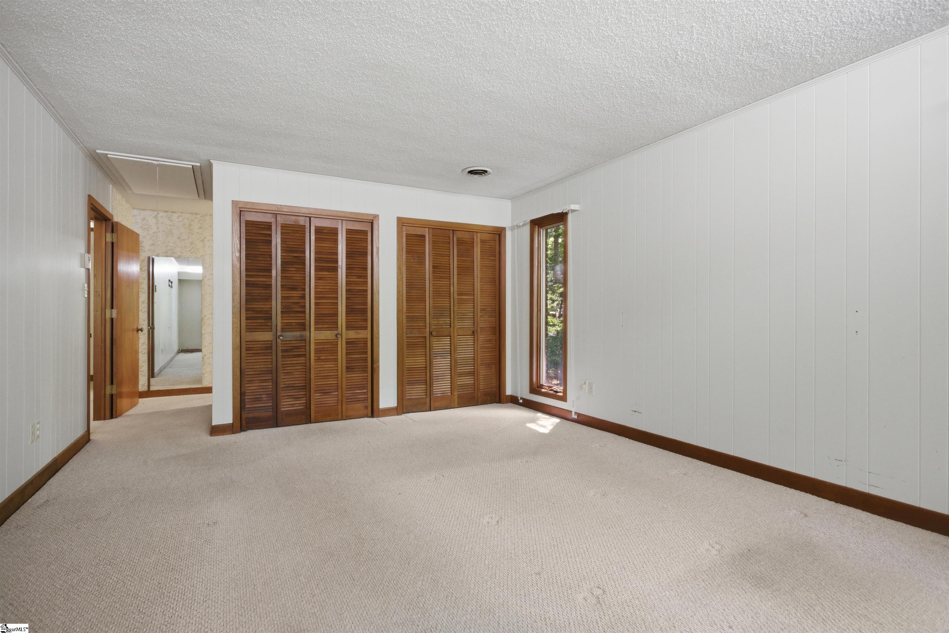 16 Oakleaf Road Greenville, SC 29609 - Photo 15 of 35