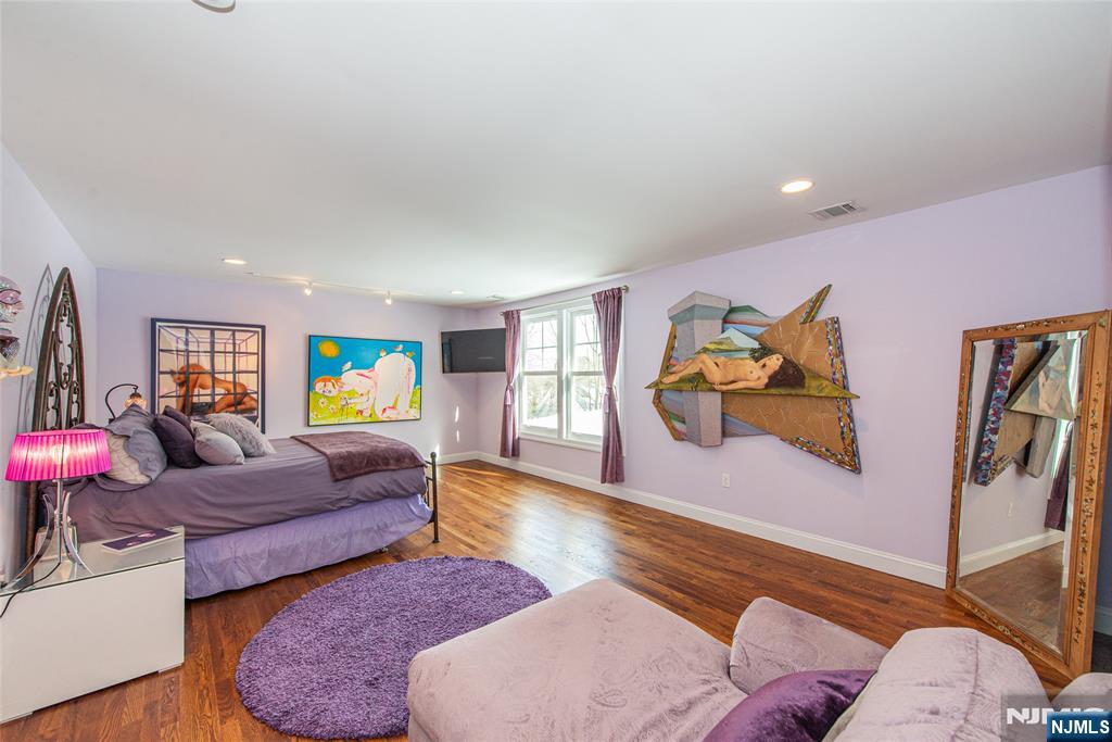 8 Madison Avenue Montclair, NJ 07042 - Photo 31 of 47