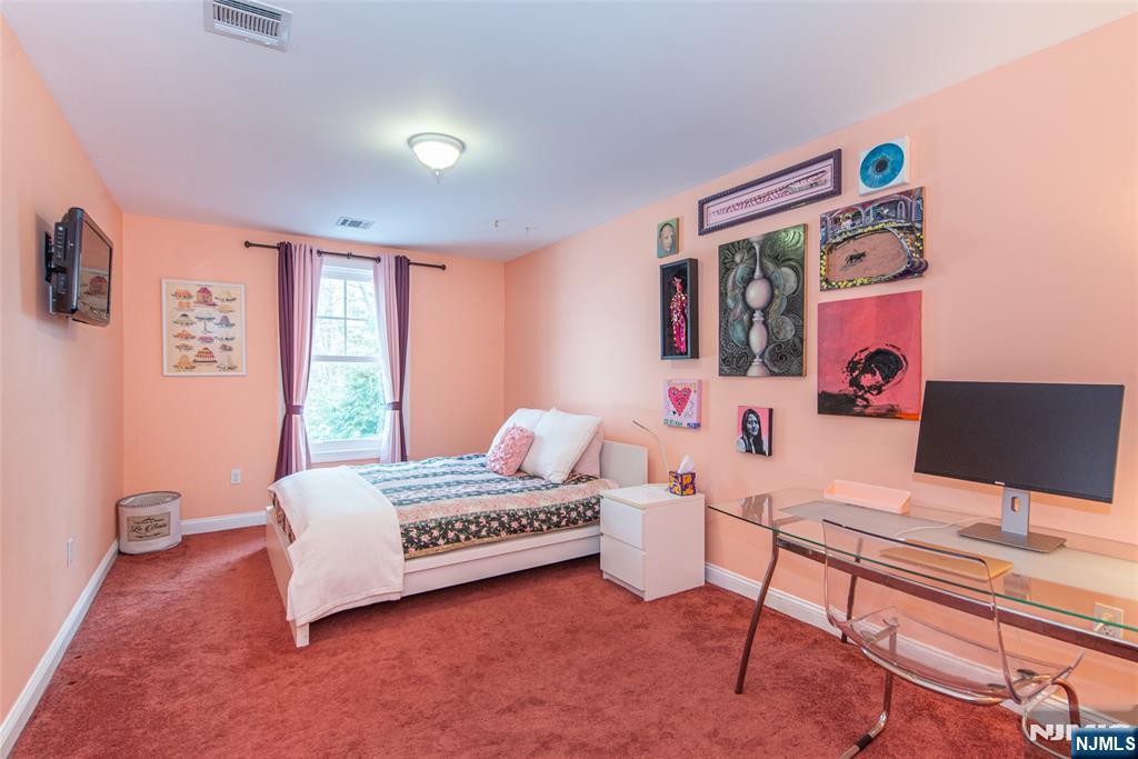 8 Madison Avenue Montclair, NJ 07042 - Photo 34 of 47