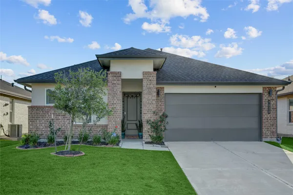 $2,475 | 7926 Murciana Drive, Rosharon, TX 77583
