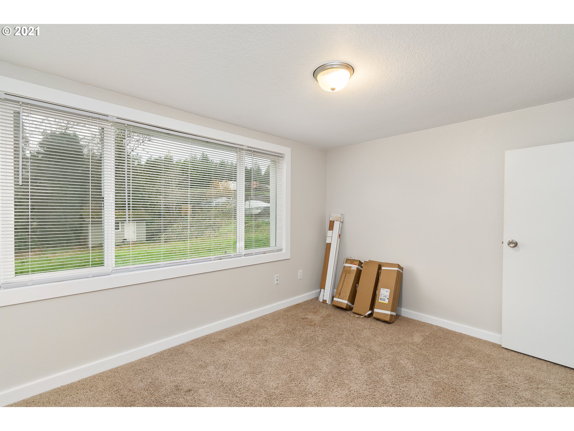 3619 Columbia Heights Road Longview, WA 98632 - Photo 14 of 27 Gallery Image 14