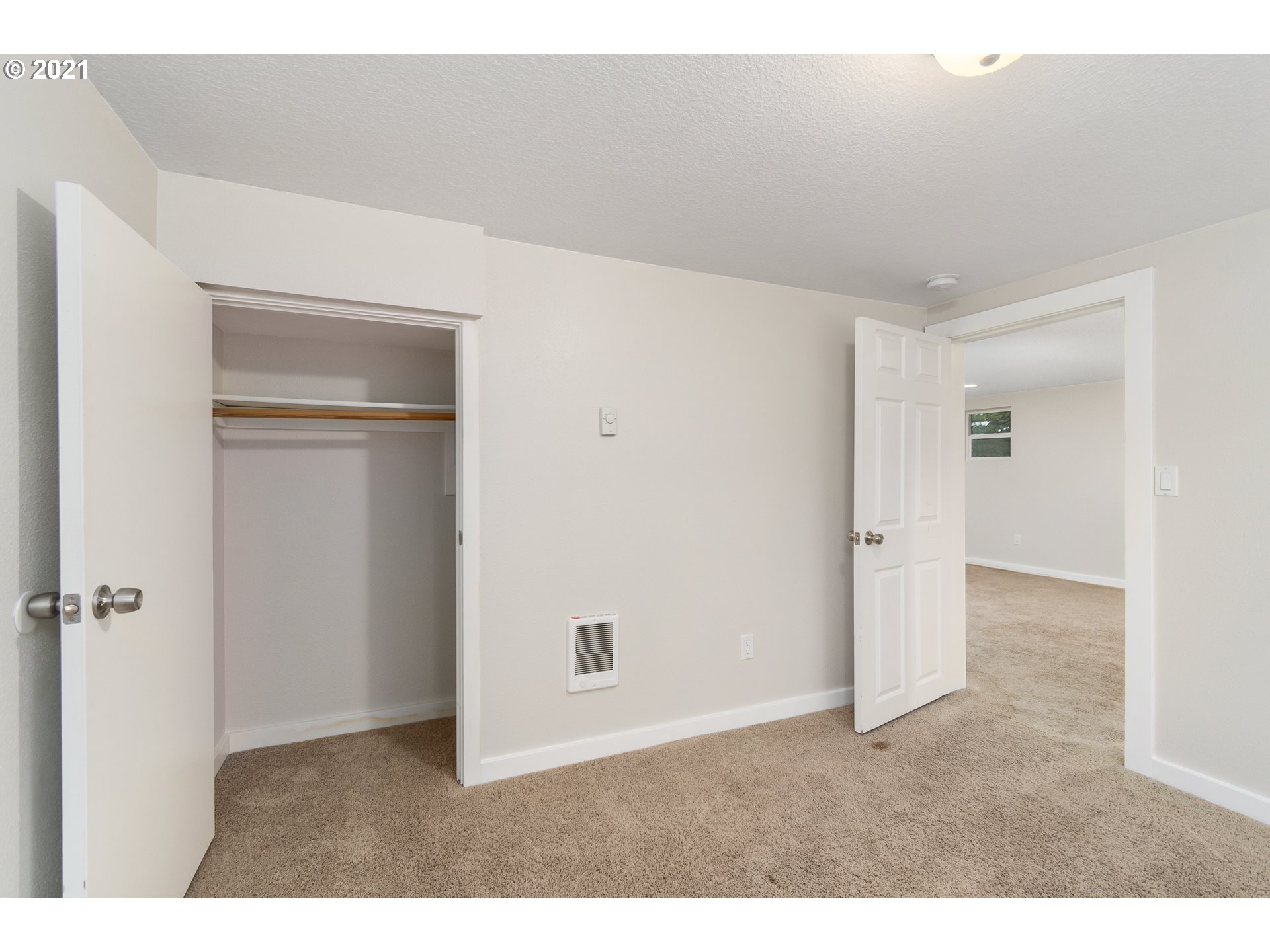 3619 Columbia Heights Road Longview, WA 98632 - Photo 15 of 27 Gallery Image 15