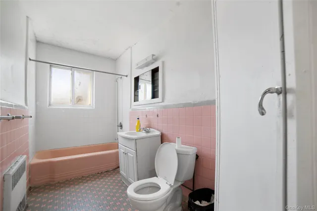 $999,000 | 150-62 Booth Memorial Avenue | Queensboro Hill